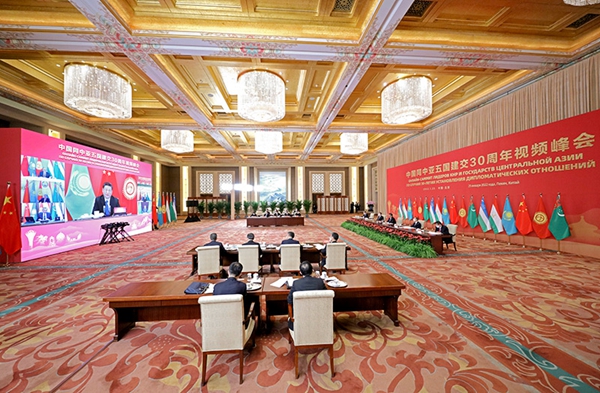 习近平主持中国同中亚五国建交30周年视频峰会 习近平主持中国同中亚五国建交30周年视频峰会